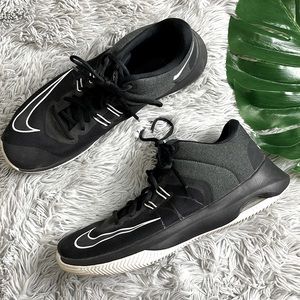 Nike Air Versitile 2 'Black White' size 12